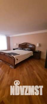 2-к квартира, посуточно, 80м2, 1/3 этаж