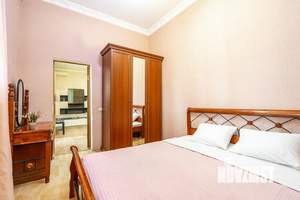 2-к квартира, посуточно, 87м2, 1/1 этаж