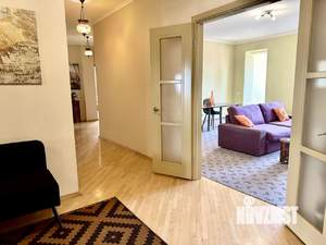3-к квартира, на длительный срок, 135м2, 12/18 этаж