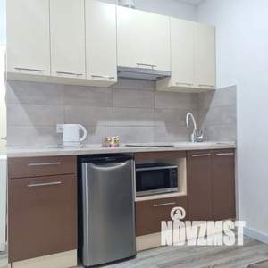 Студия квартира, посуточно, 30м2, 5/32 этаж