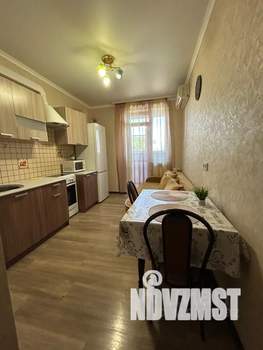 1-к квартира, посуточно, 40м2, 5/20 этаж