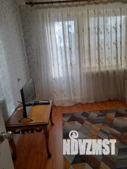 1-к квартира, посуточно, 35м2, 2/10 этаж