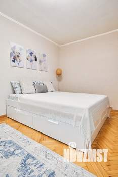 1-к квартира, посуточно, 49м2, 4/9 этаж