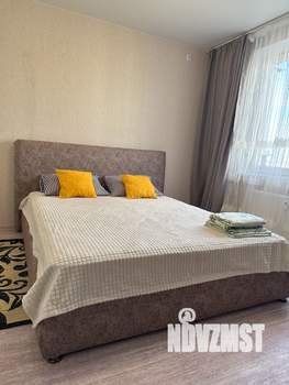1-к квартира, посуточно, 36м2, 10/17 этаж