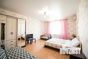 1-к квартира, посуточно, 40м2, 1/1 этаж