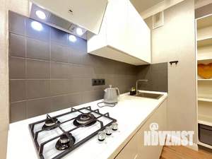 1-к квартира, посуточно, 38м2, 6/23 этаж