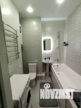 Студия квартира, посуточно, 35м2, 21/24 этаж