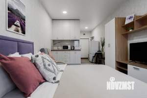 Студия квартира, посуточно, 28м2, 2/25 этаж
