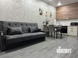 1-к квартира, посуточно, 37м2, 22/32 этаж