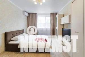 2-к квартира, посуточно, 65м2, 3/24 этаж