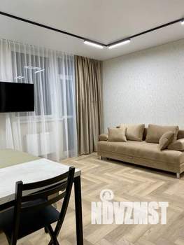 Студия квартира, посуточно, 32м2, 4/24 этаж