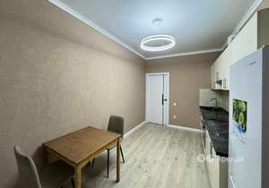 1-к квартира, на длительный срок, 42м2, 4/17 этаж