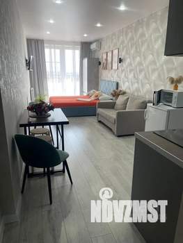 Студия квартира, посуточно, 28м2, 10/25 этаж