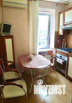 1-к квартира, посуточно, 35м2, 6/10 этаж