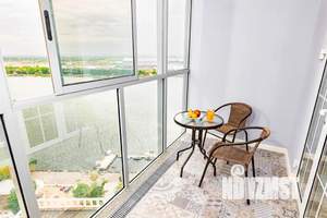 Студия квартира, посуточно, 35м2, 19/19 этаж