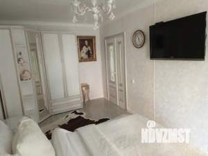 3-к квартира, посуточно, 70м2, 6/8 этаж