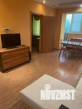 3-к квартира, посуточно, 64м2, 3/5 этаж