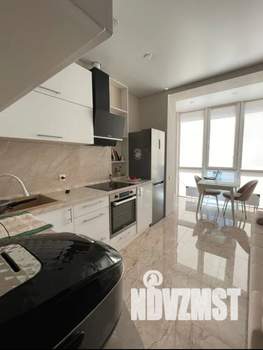 1-к квартира, посуточно, 40м2, 3/13 этаж