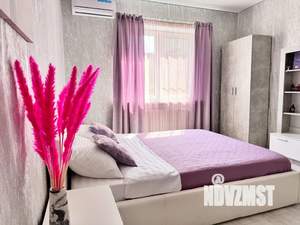 1-к квартира, посуточно, 40м2, 2/25 этаж