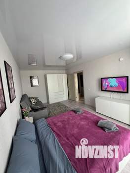 1-к квартира, посуточно, 35м2, 12/18 этаж