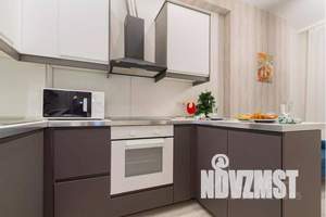 1-к квартира, посуточно, 45м2, 3/15 этаж