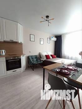 Студия квартира, посуточно, 28м2, 13/18 этаж