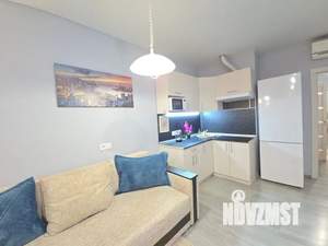 Студия квартира, посуточно, 35м2, 24/32 этаж