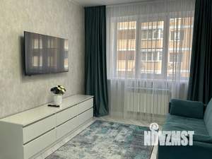 1-к квартира, посуточно, 40м2, 3/10 этаж