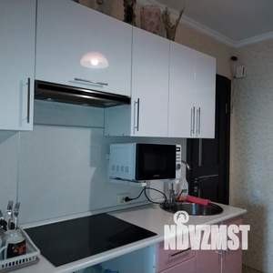 Студия квартира, посуточно, 27м2, 10/10 этаж