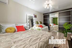 1-к квартира, посуточно, 38м2, 7/18 этаж