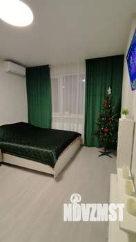 1-к квартира, посуточно, 37м2, 18/18 этаж