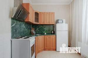 1-к квартира, посуточно, 40м2, 8/17 этаж