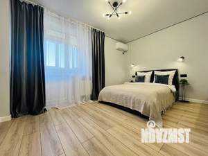 Студия квартира, посуточно, 33м2, 10/24 этаж