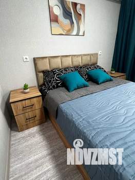 Студия квартира, посуточно, 28м2, 10/18 этаж