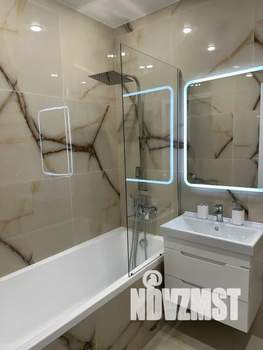 Студия квартира, посуточно, 35м2, 18/18 этаж