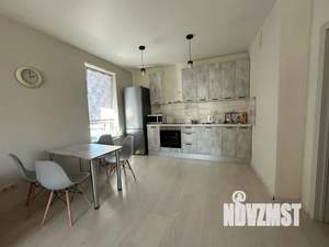 Студия квартира, посуточно, 40м2, 3/21 этаж