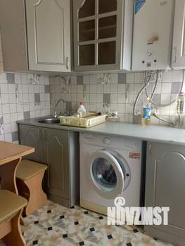 2-к квартира, на длительный срок, 43м2, 3/3 этаж