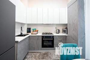 1-к квартира, посуточно, 33м2, 1/18 этаж