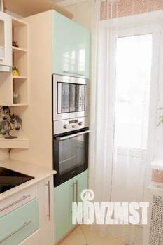 2-к квартира, посуточно, 56м2, 2/17 этаж