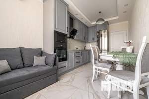 1-к квартира, посуточно, 40м2, 19/32 этаж