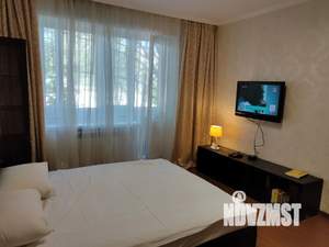 1-к квартира, посуточно, 44м2, 1/1 этаж