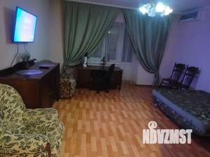 1-к квартира, посуточно, 64м2, 8/15 этаж
