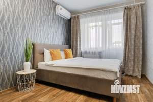 1-к квартира, посуточно, 42м2, 1/1 этаж
