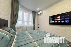 1-к квартира, посуточно, 43м2, 18/25 этаж