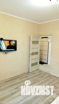1-к квартира, посуточно, 38м2, 7/17 этаж