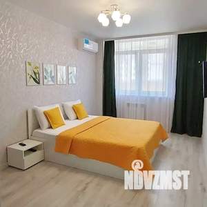 1-к квартира, посуточно, 42м2, 15/20 этаж