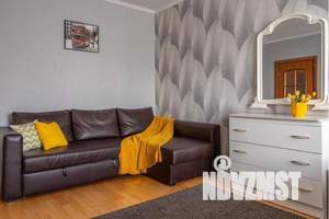 1-к квартира, посуточно, 42м2, 7/10 этаж