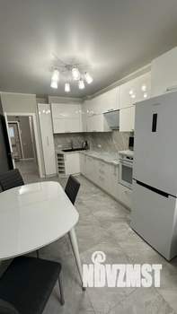 1-к квартира, на длительный срок, 40м2, 7/25 этаж