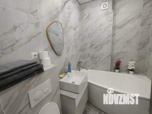 Студия квартира, посуточно, 35м2, 10/19 этаж