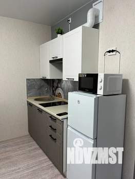 Студия квартира, посуточно, 30м2, 8/18 этаж